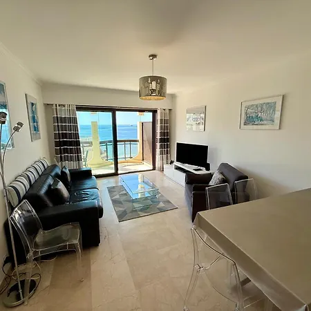 Appartamento Superbes Idéalement Situés Avec Vue Antibes